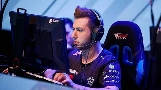 火蝠布雷泽带来全新游戏体验风暴英雄