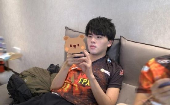 LPL英雄联盟S15瑞士轮次日战况回顾